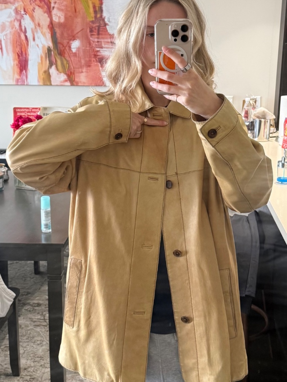Leather jacket - Picture 4 of 6